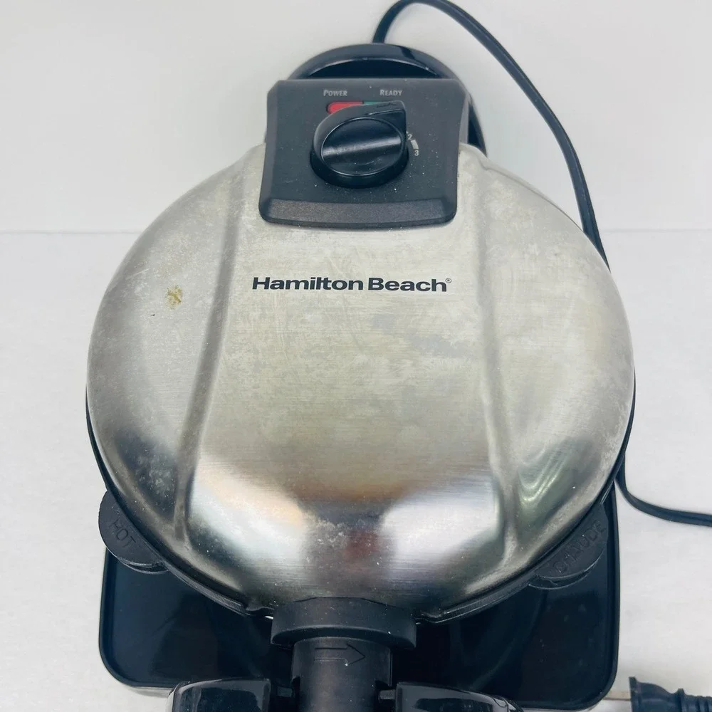 Hamilton Beach Flip Belgian Waffle Maker Stainless Steel Rotating Nonstick 26010